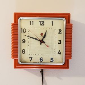 Vintage 1940s Telechron Red Bakelite Clock